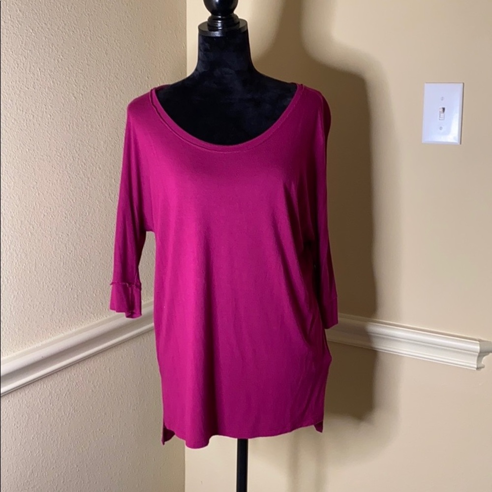 Express fuchsia raw edged top